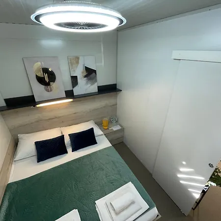 Mobile Nika&lana Кемпинг